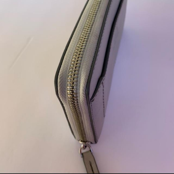 Marc Jacobs Empire City Leather Continental Wallet - Picture 9 of 10